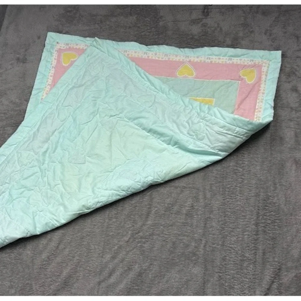 Vintage Baby Blanket – Bunny with Hearts – Pastel Colors – 80s/90s Cotton Quilt